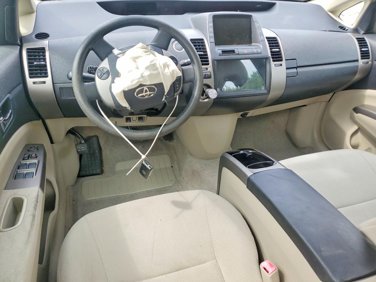 Toyota Prius Base