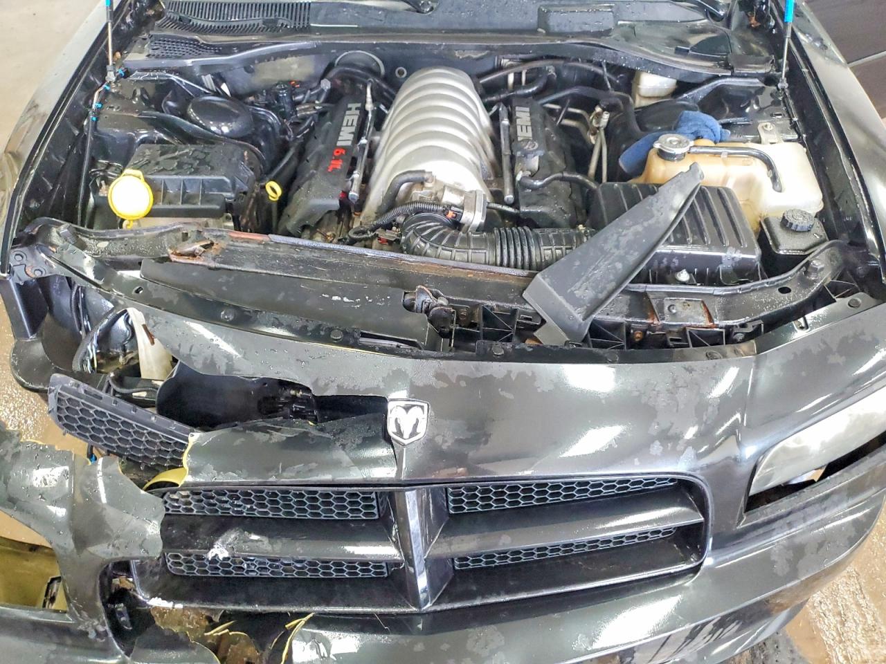 Dodge Charger Srt-8