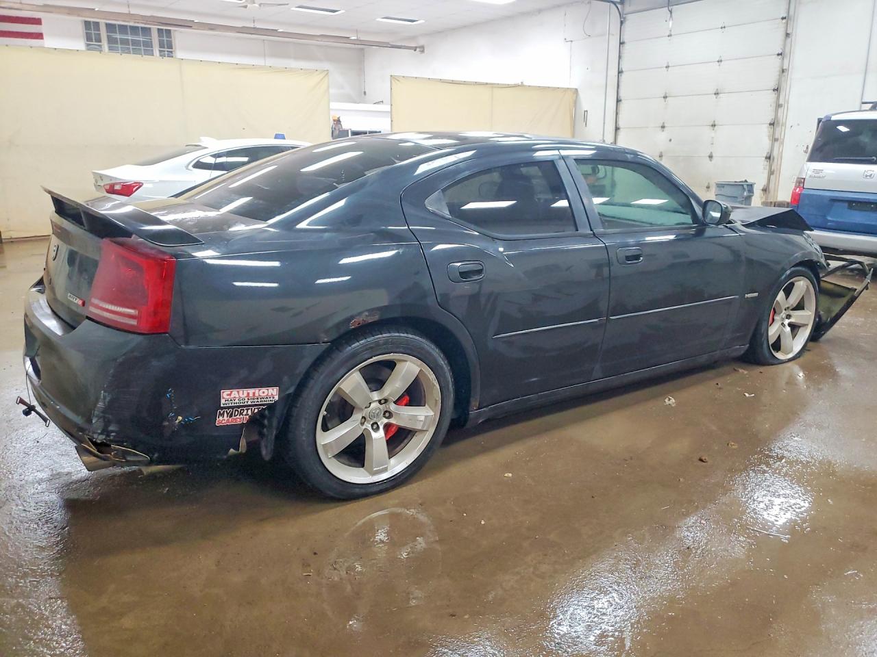 Dodge Charger Srt-8