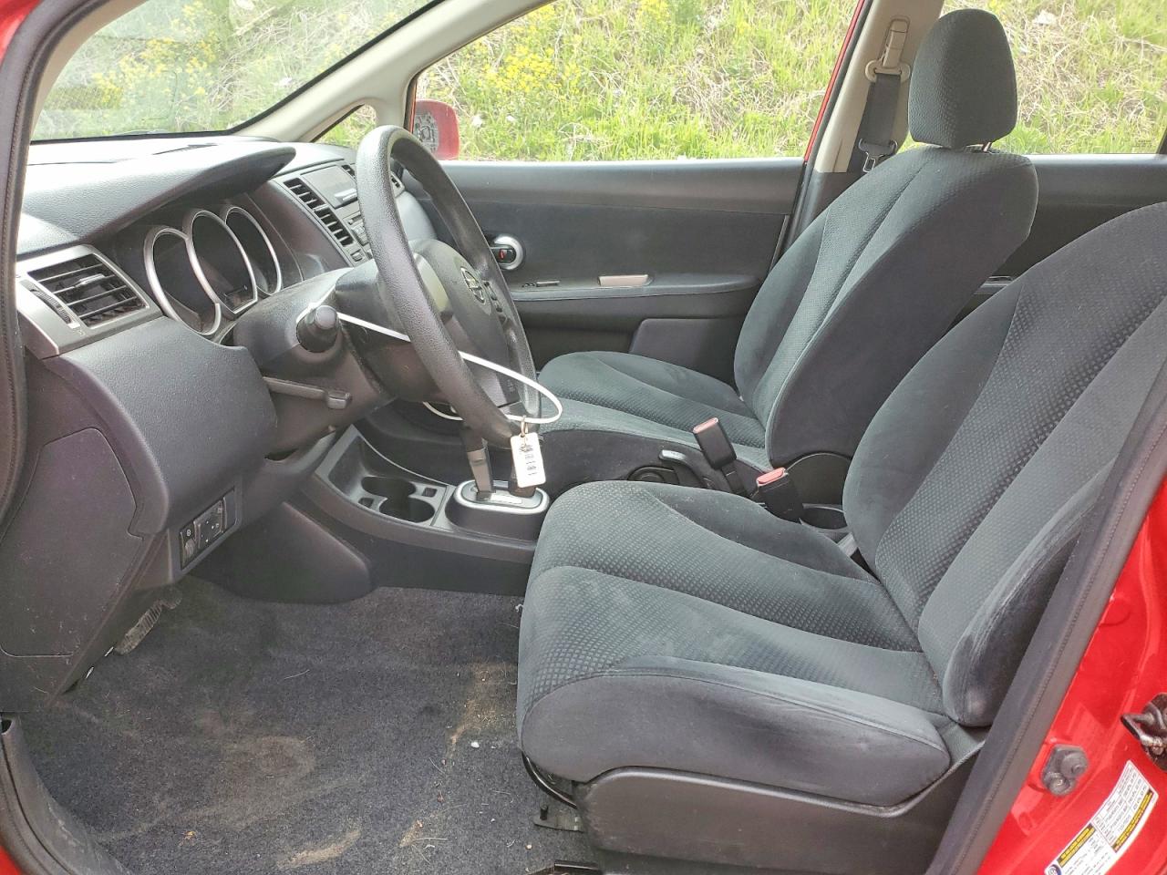 Nissan Versa 1.8 S