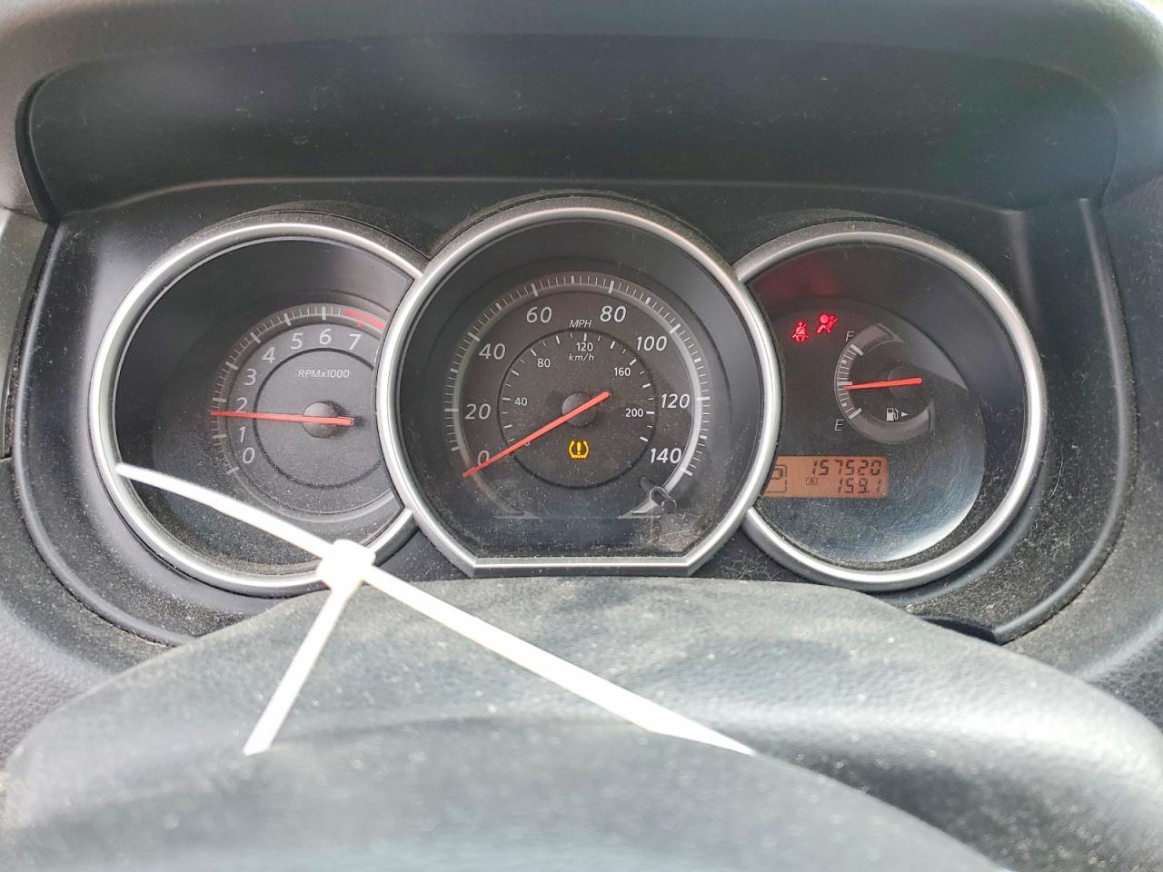 Nissan Versa 1.8 S