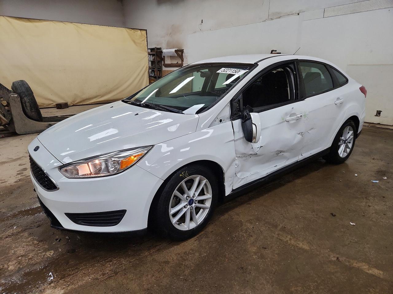 Salvage Ford Focus Image