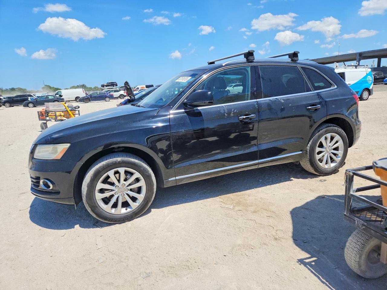 Salvage Audi Q5 Image