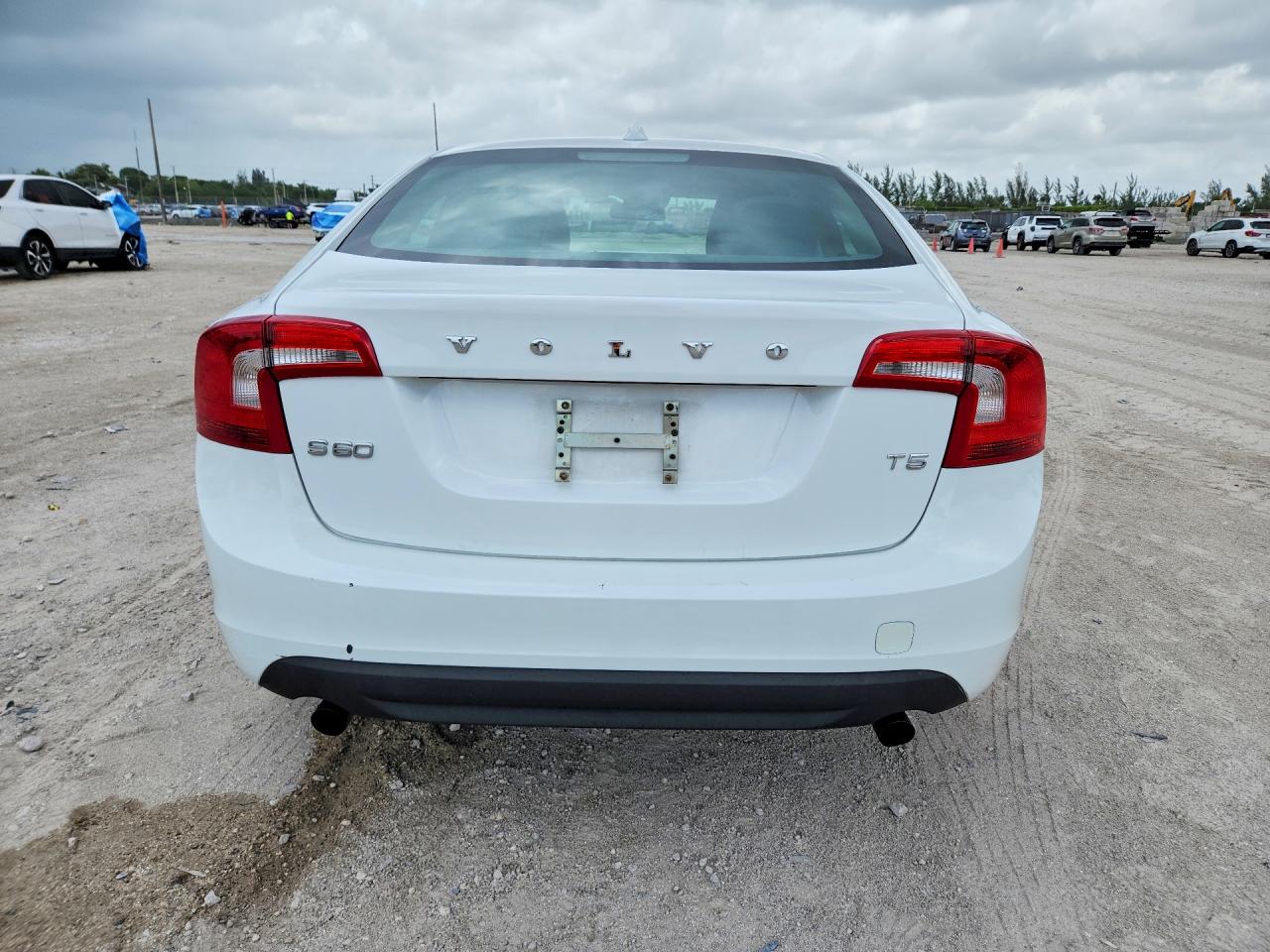 Volvo S60 T5