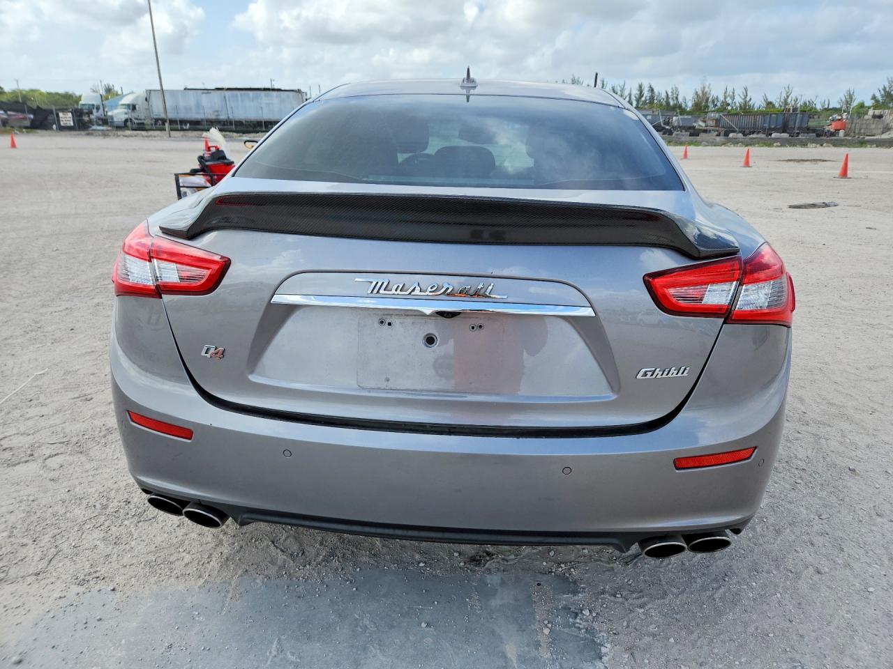 Maserati Ghibli S