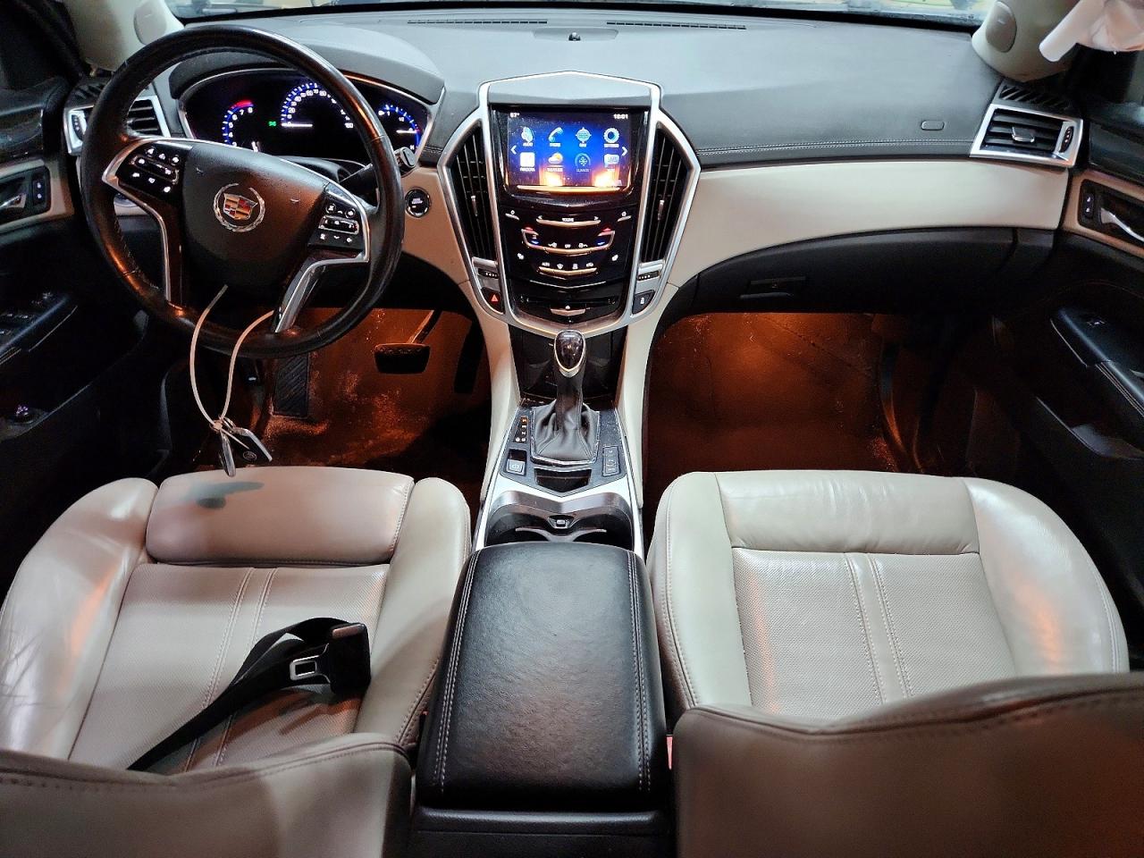 Cadillac SRX Luxury Collection