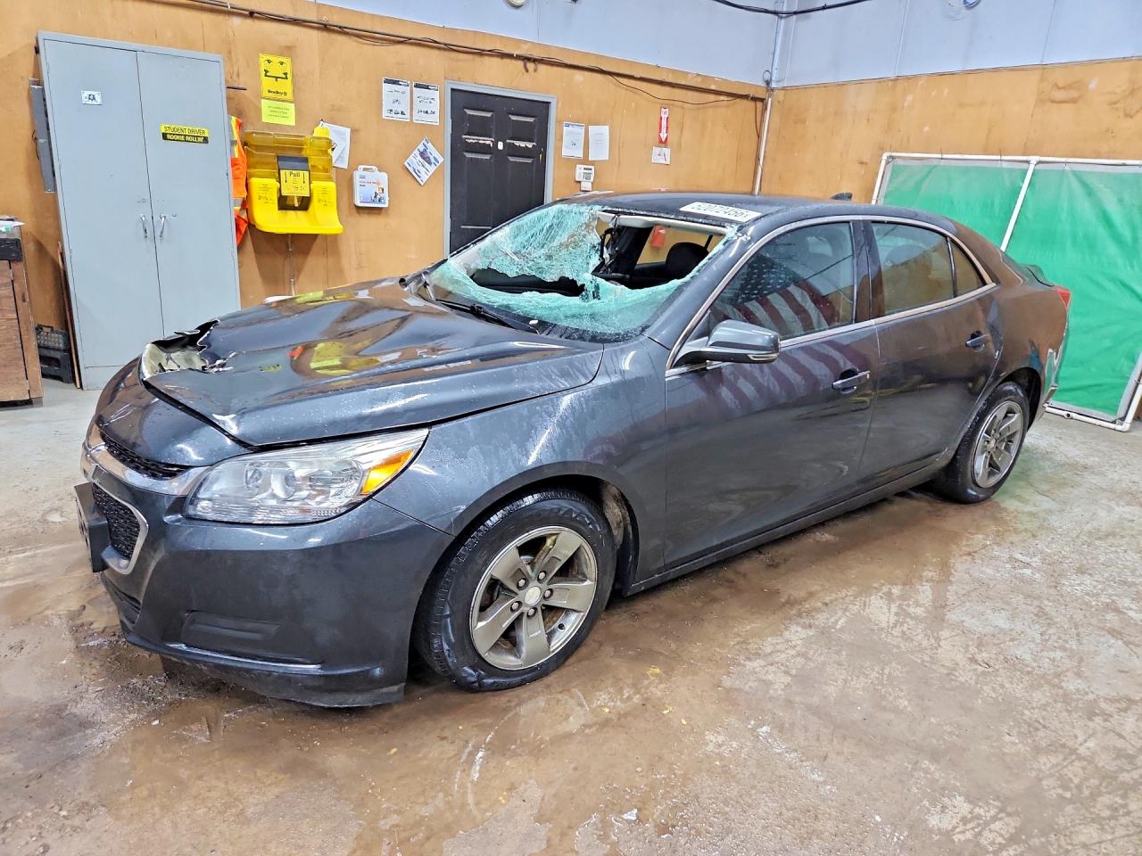 Salvage Chevrolet Malibu Image
