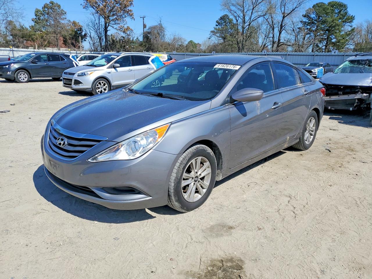Salvage Hyundai SONATA Image