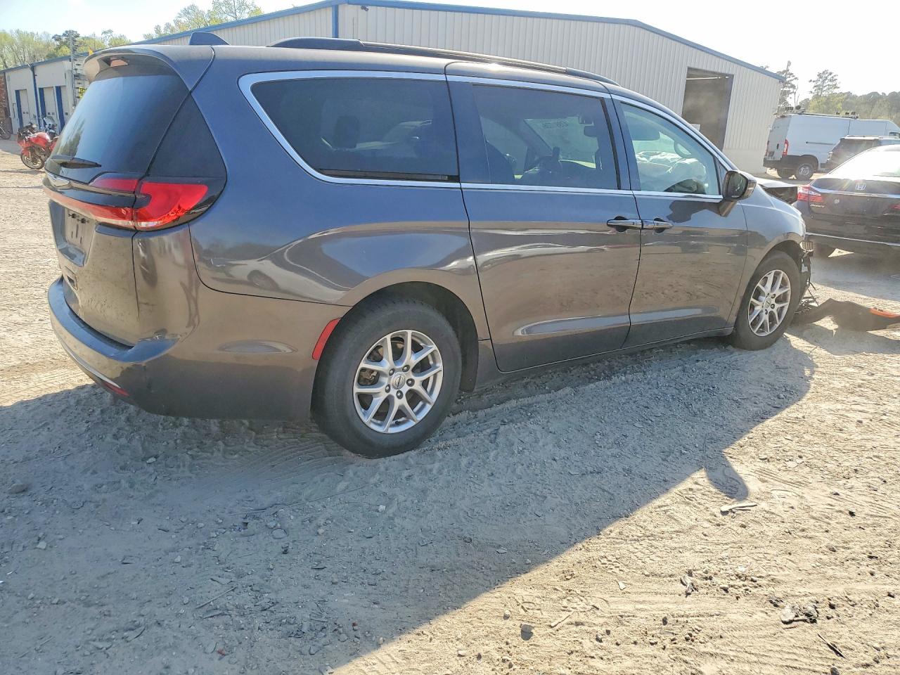Chrysler Pacifica Touring L