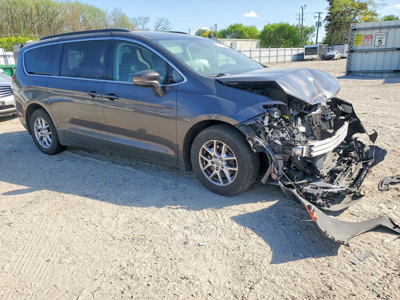 Chrysler Pacifica Touring L