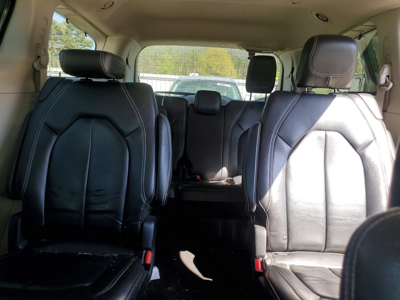 Chrysler Pacifica Touring L
