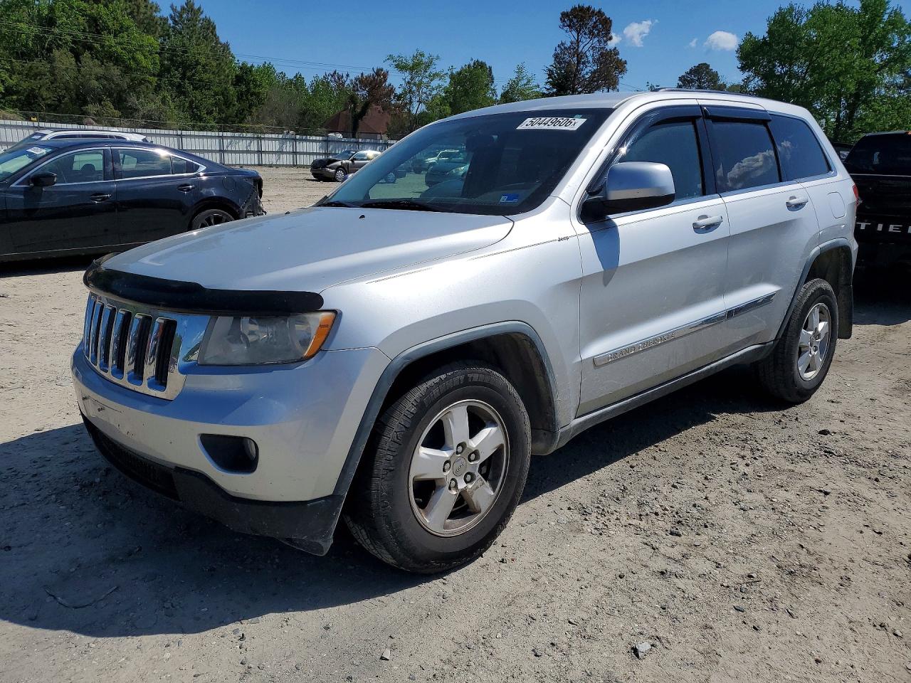 Salvage Jeep Cherokee Image