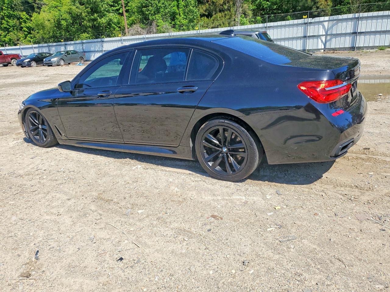 BMW 7 Series Xi