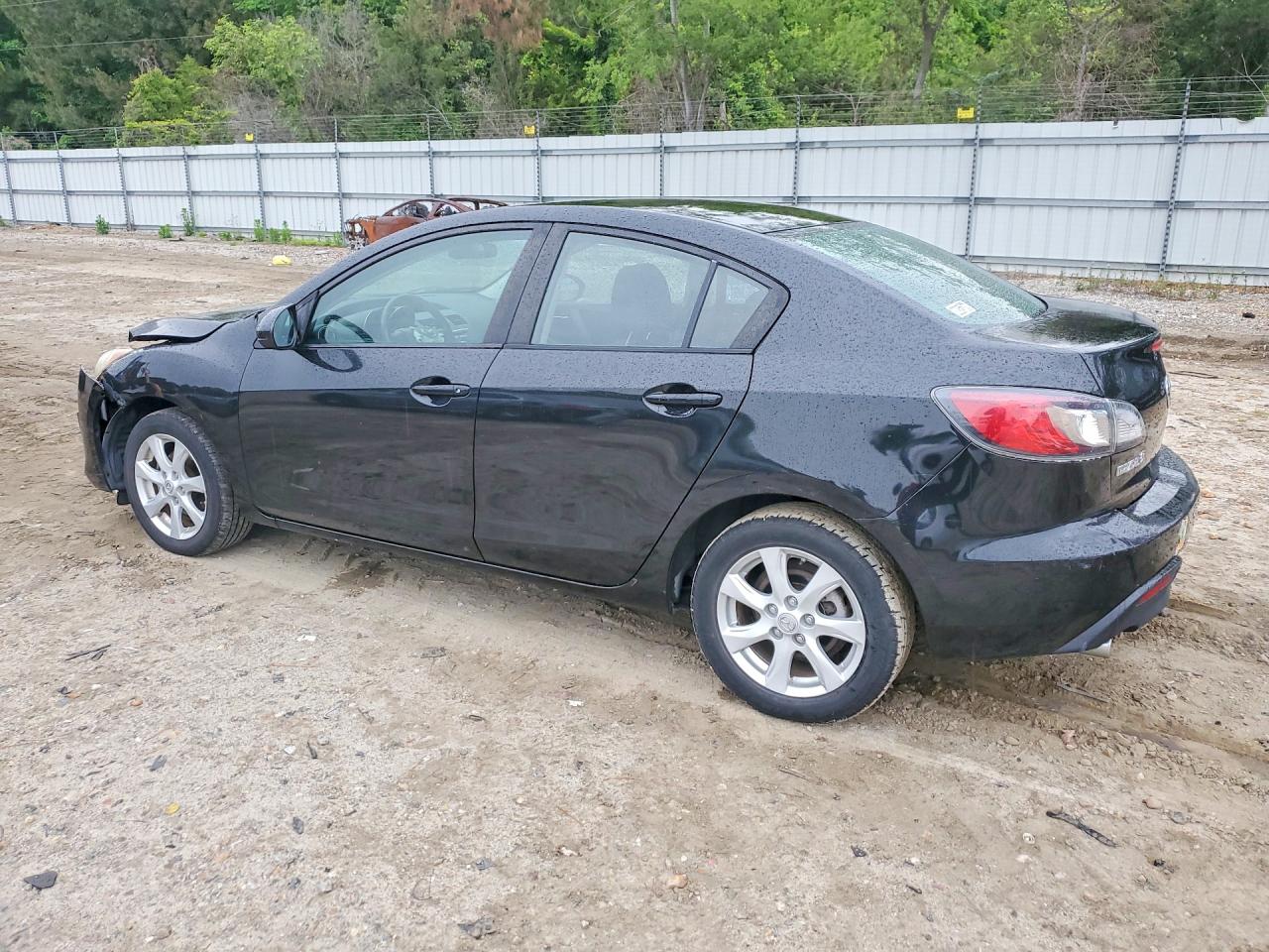 Mazda 3 I