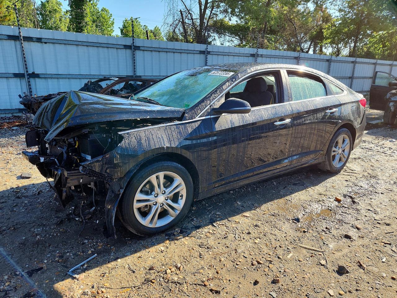 Salvage Hyundai SONATA Image