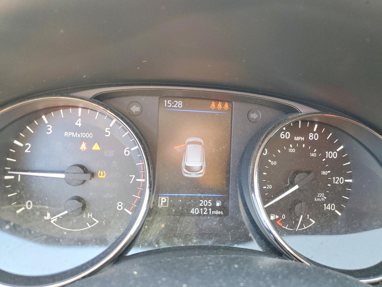 Nissan Rogue S