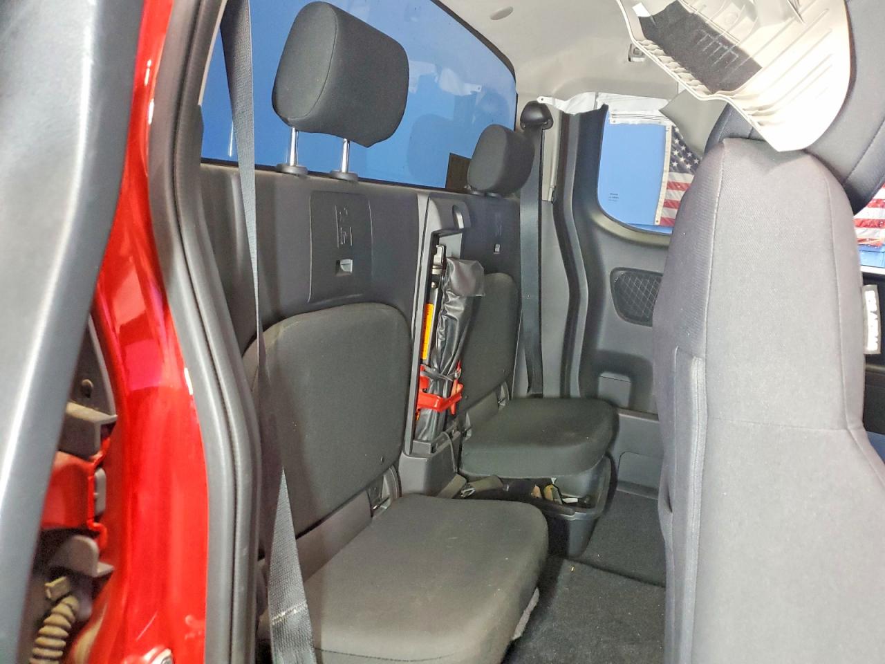 Nissan Frontier S