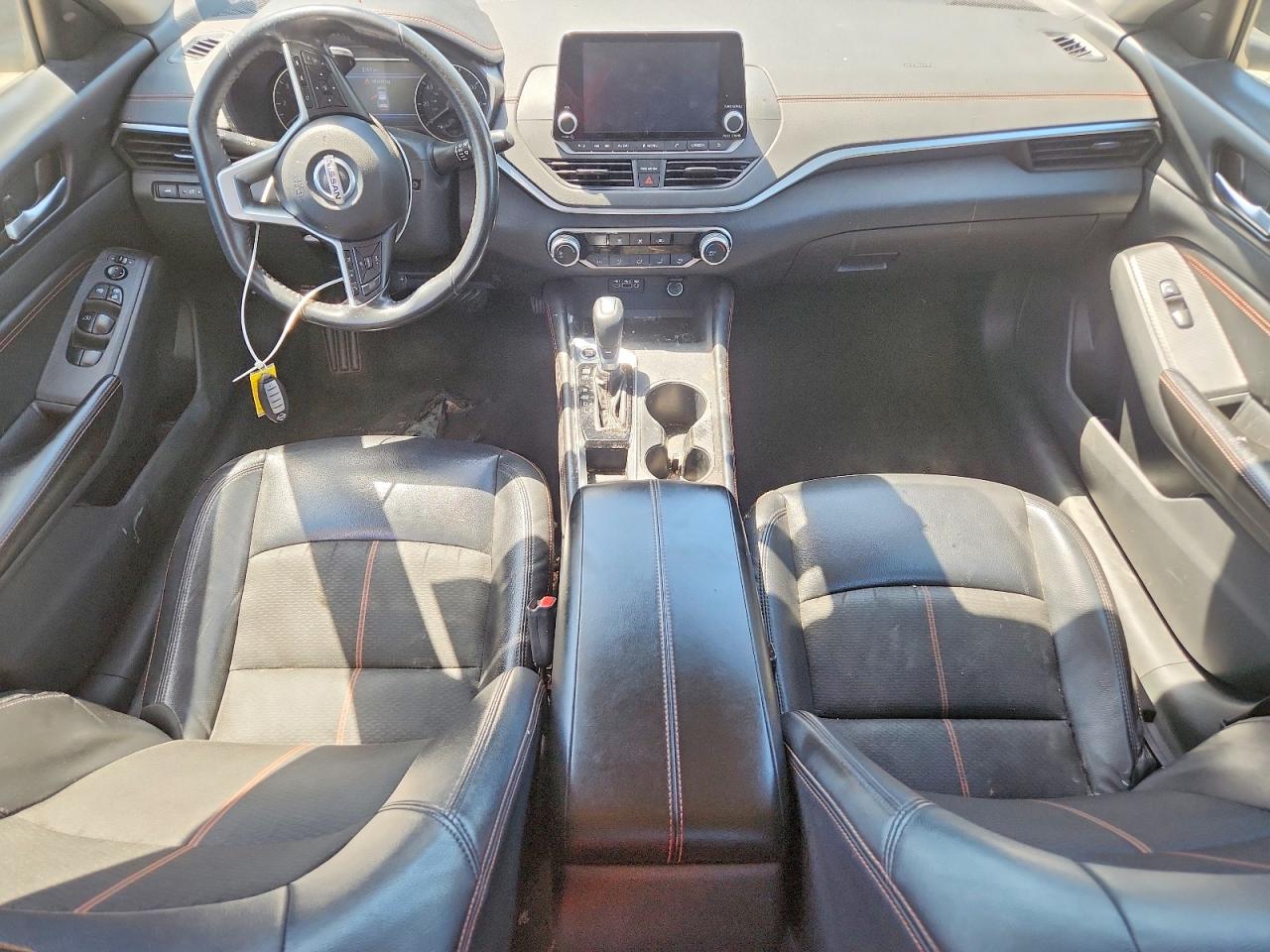 Nissan Altima Sr