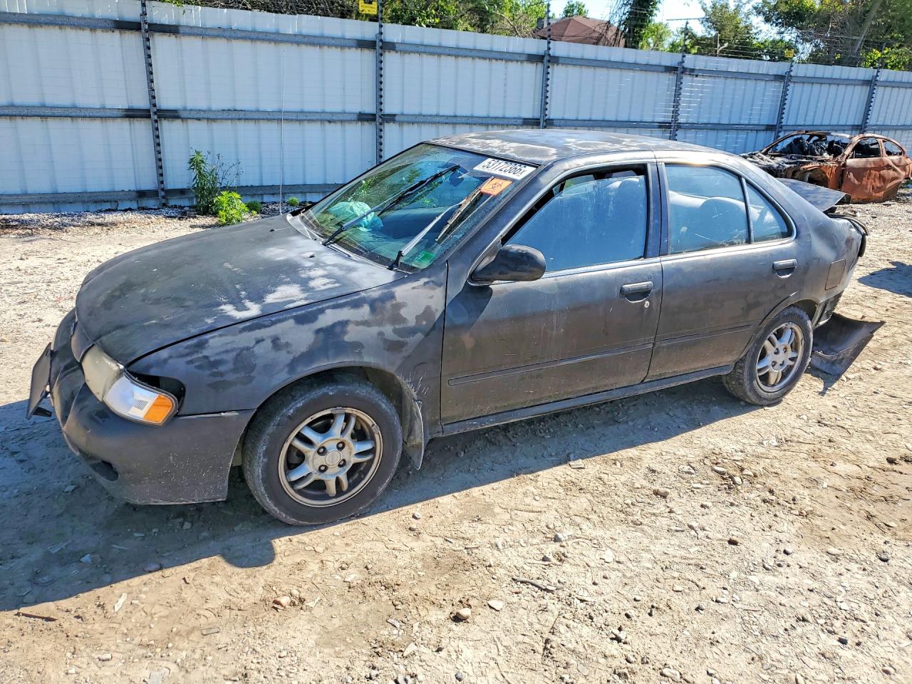 Salvage Nissan Sentra Image
