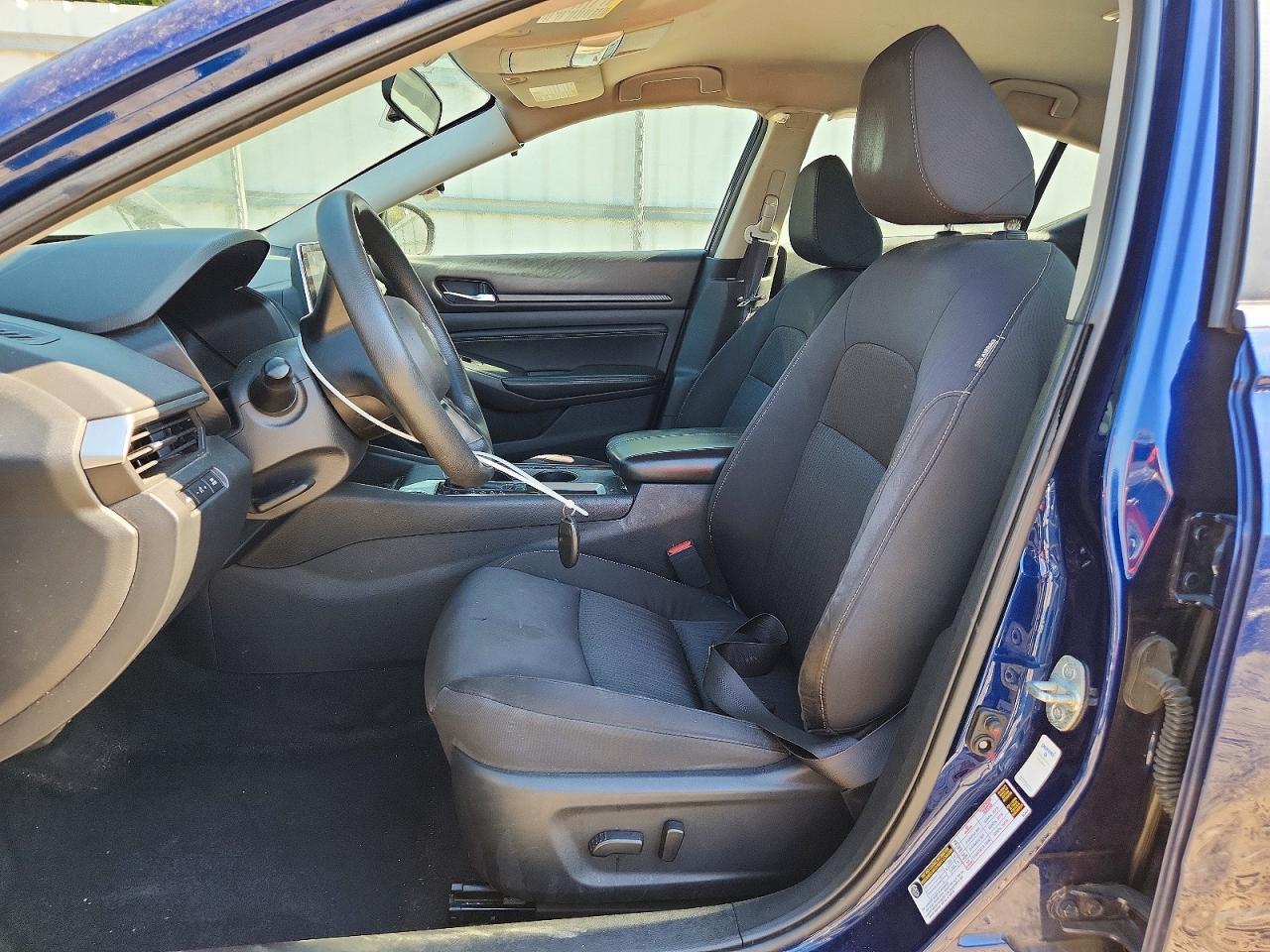 Nissan Altima S