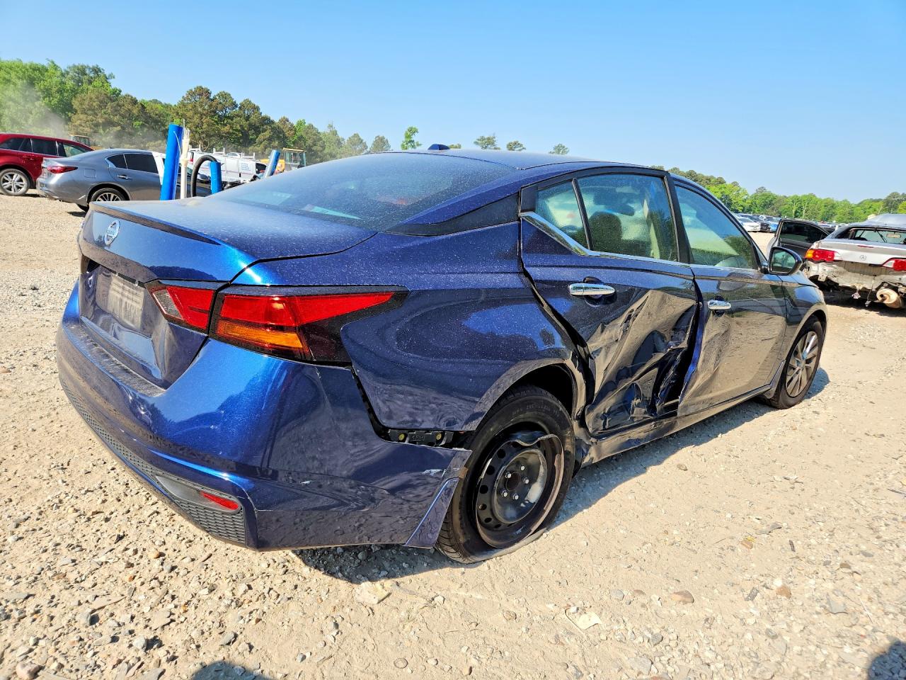 Nissan Altima S