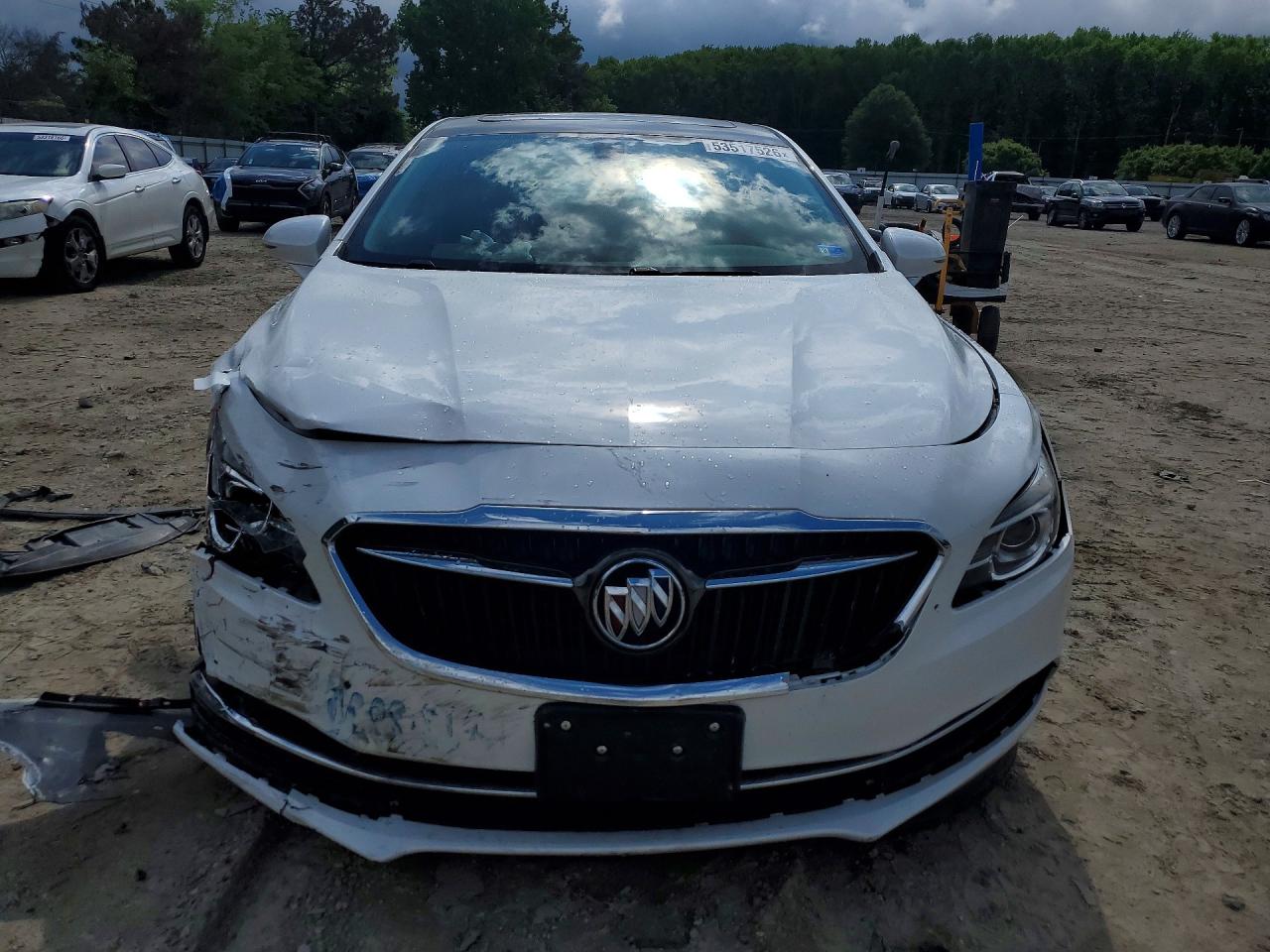Buick LaCrosse Essence