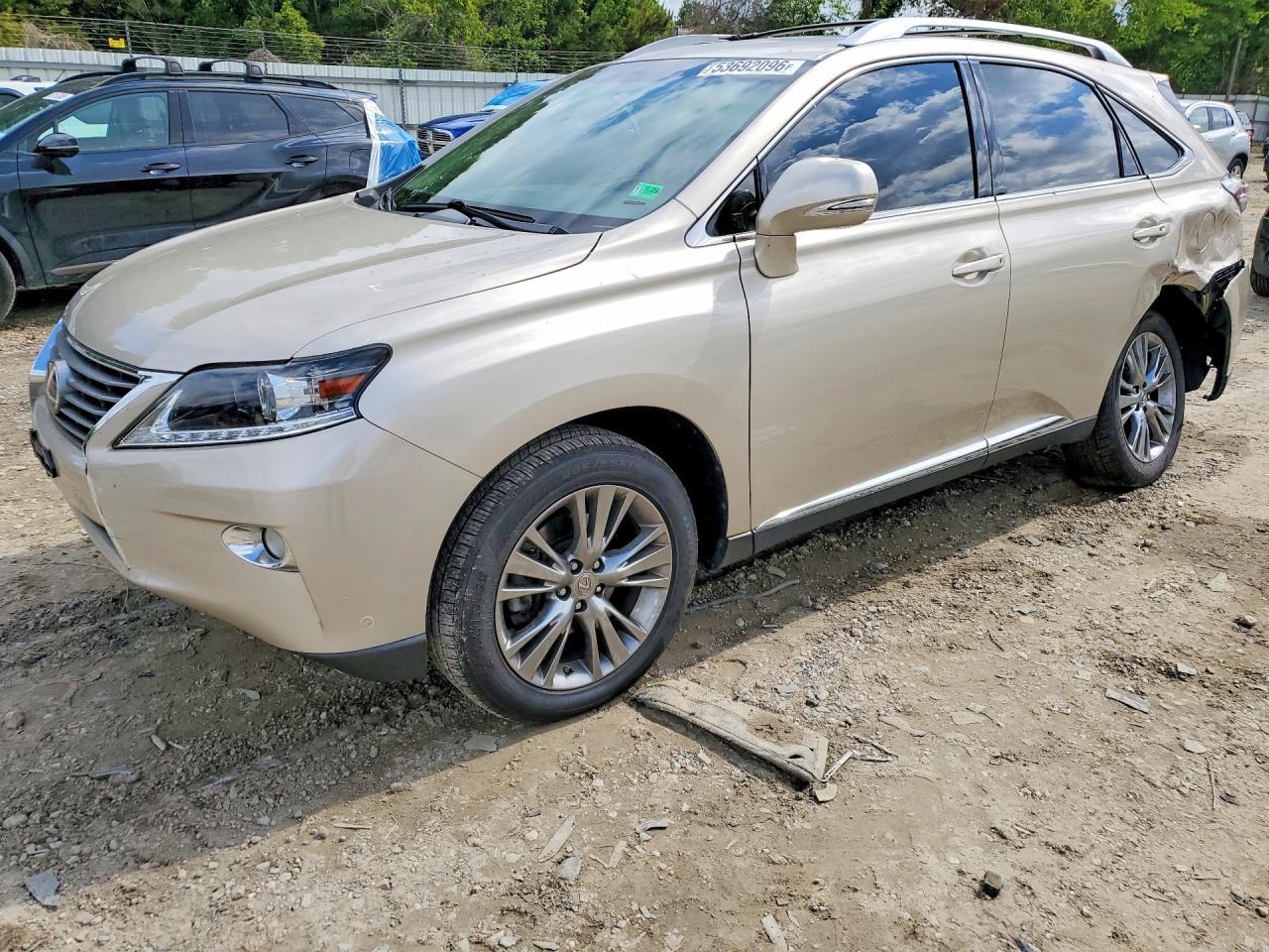 Salvage Lexus RX Image
