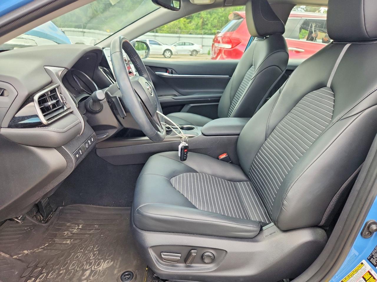 Toyota Camry Se