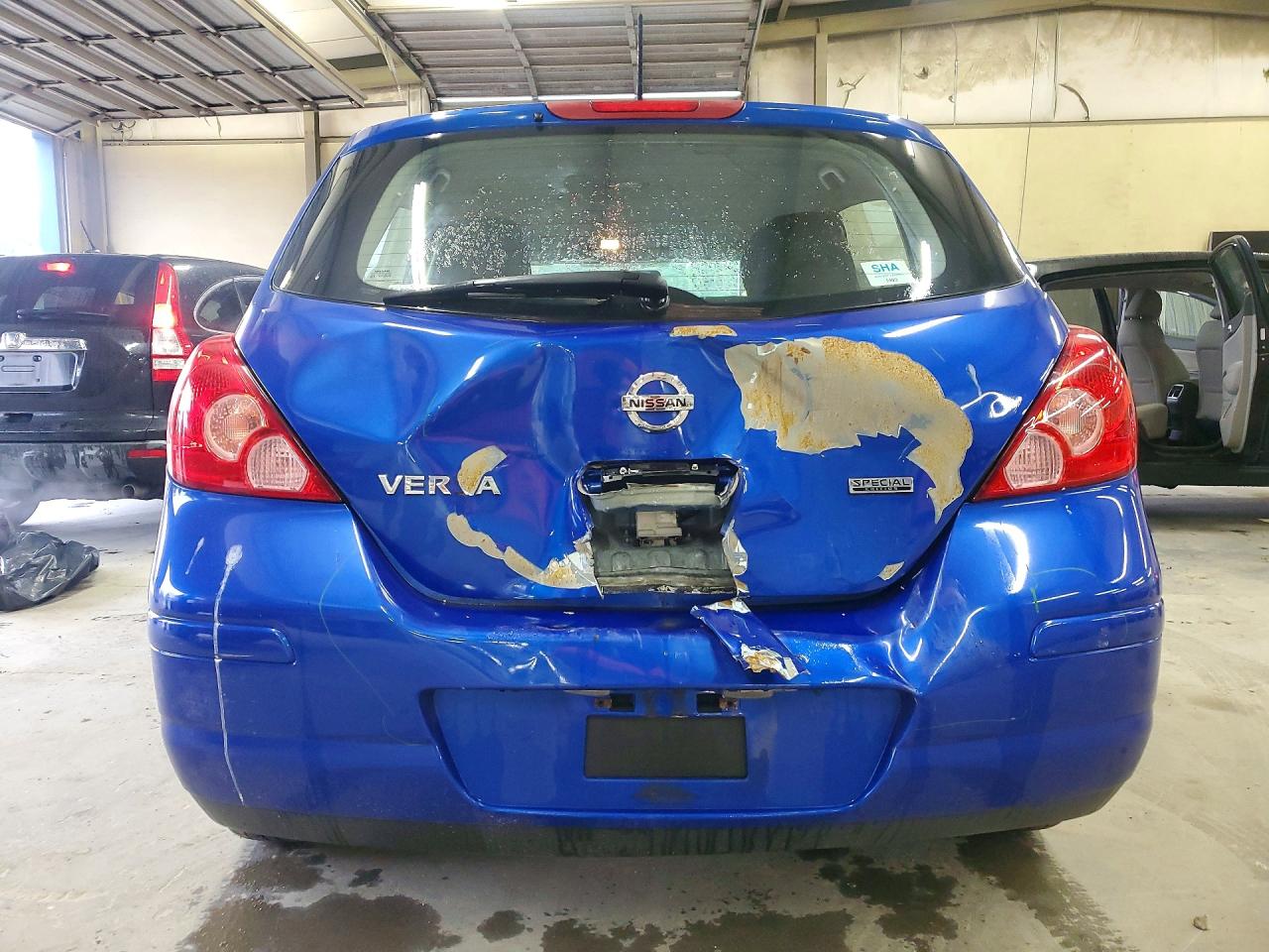 Nissan Versa 1.8 S