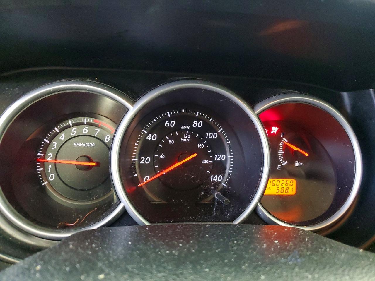 Nissan Versa 1.8 S