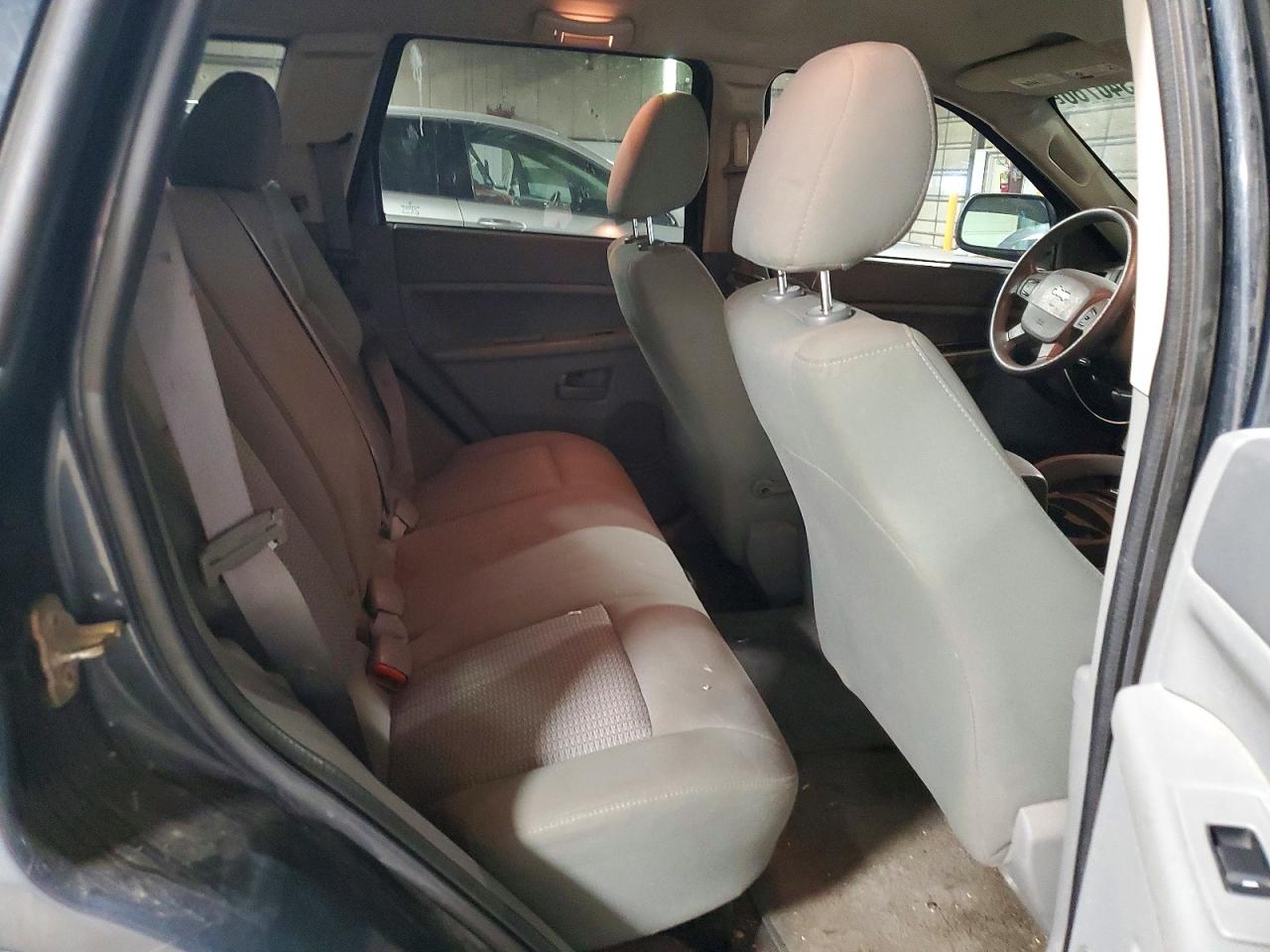 Jeep Grand Cherokee Laredo