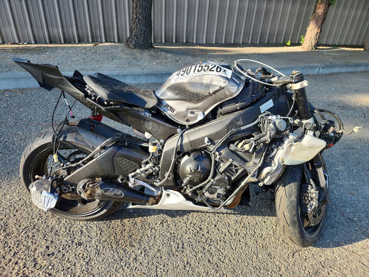 Salvage Yamaha Yzf600 Image