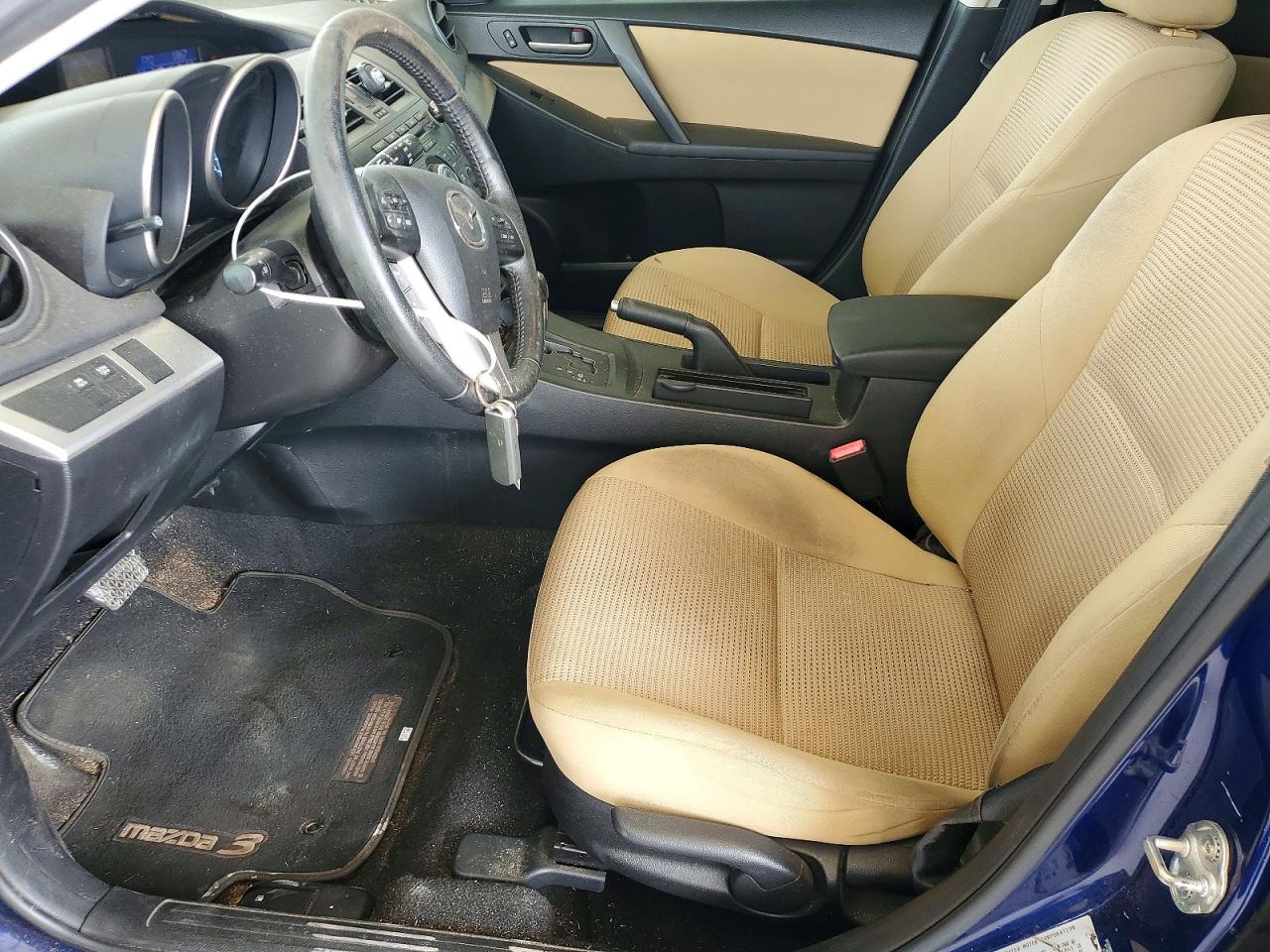 Mazda 3 I