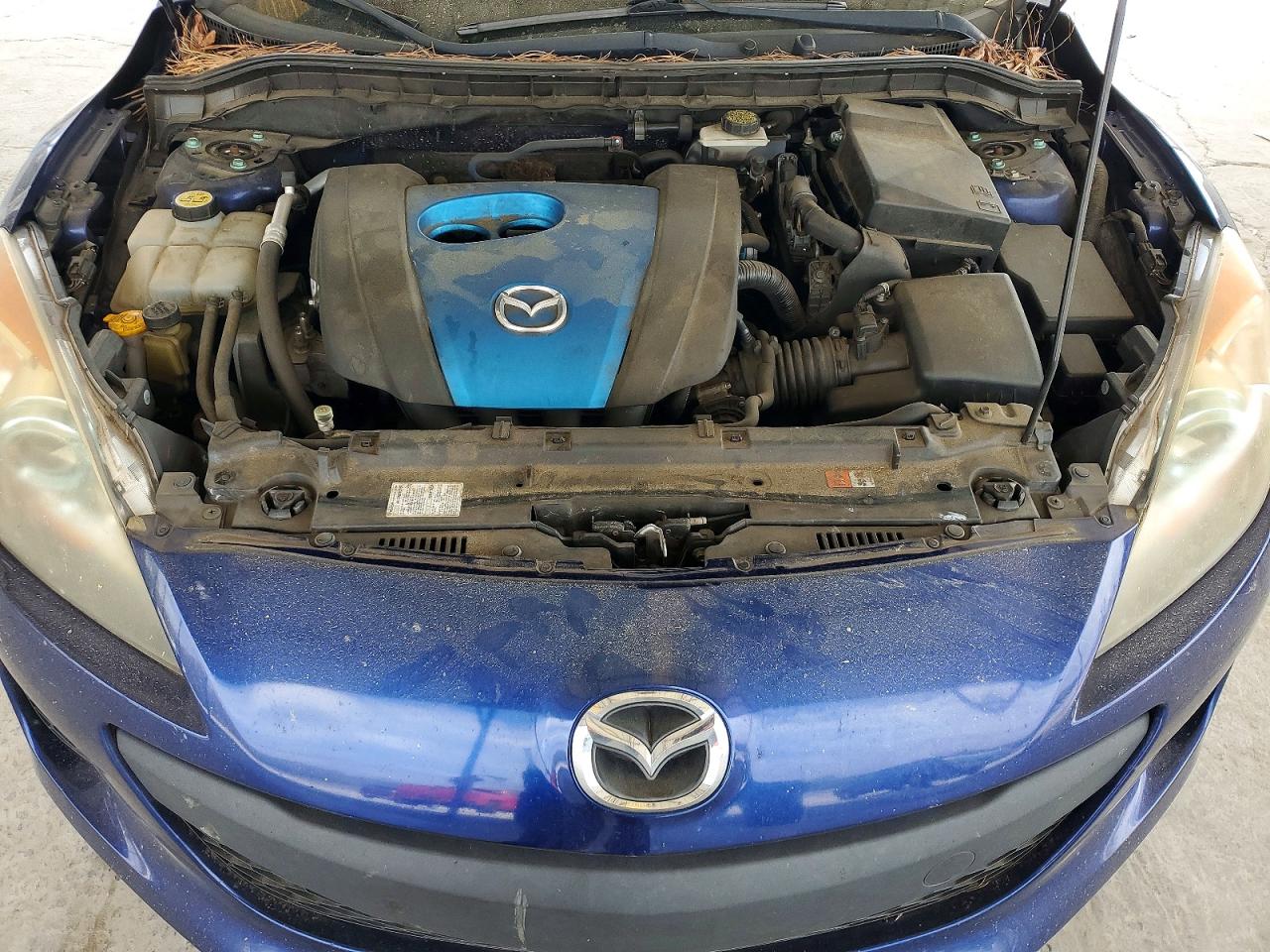 Mazda 3 I