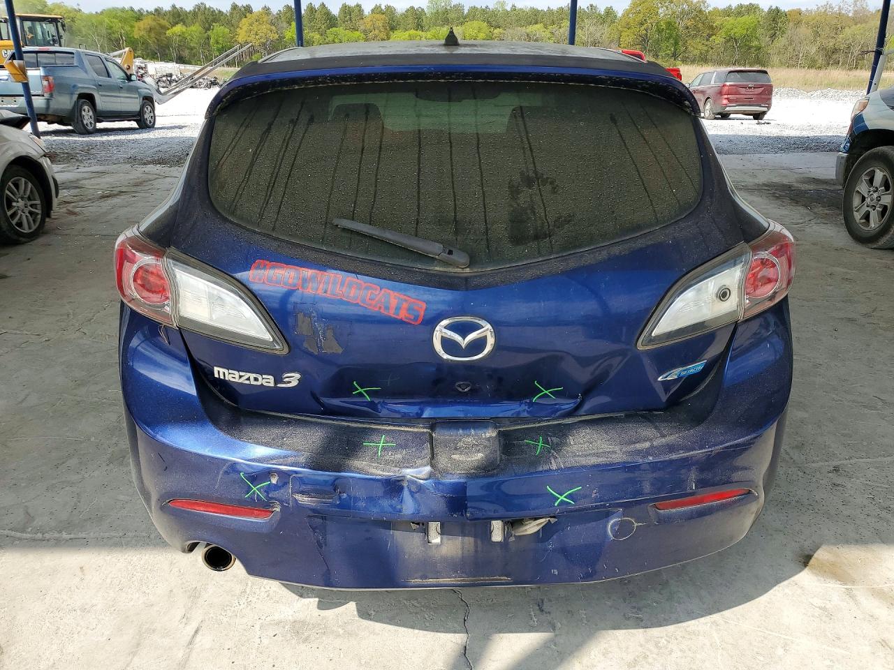 Mazda 3 I