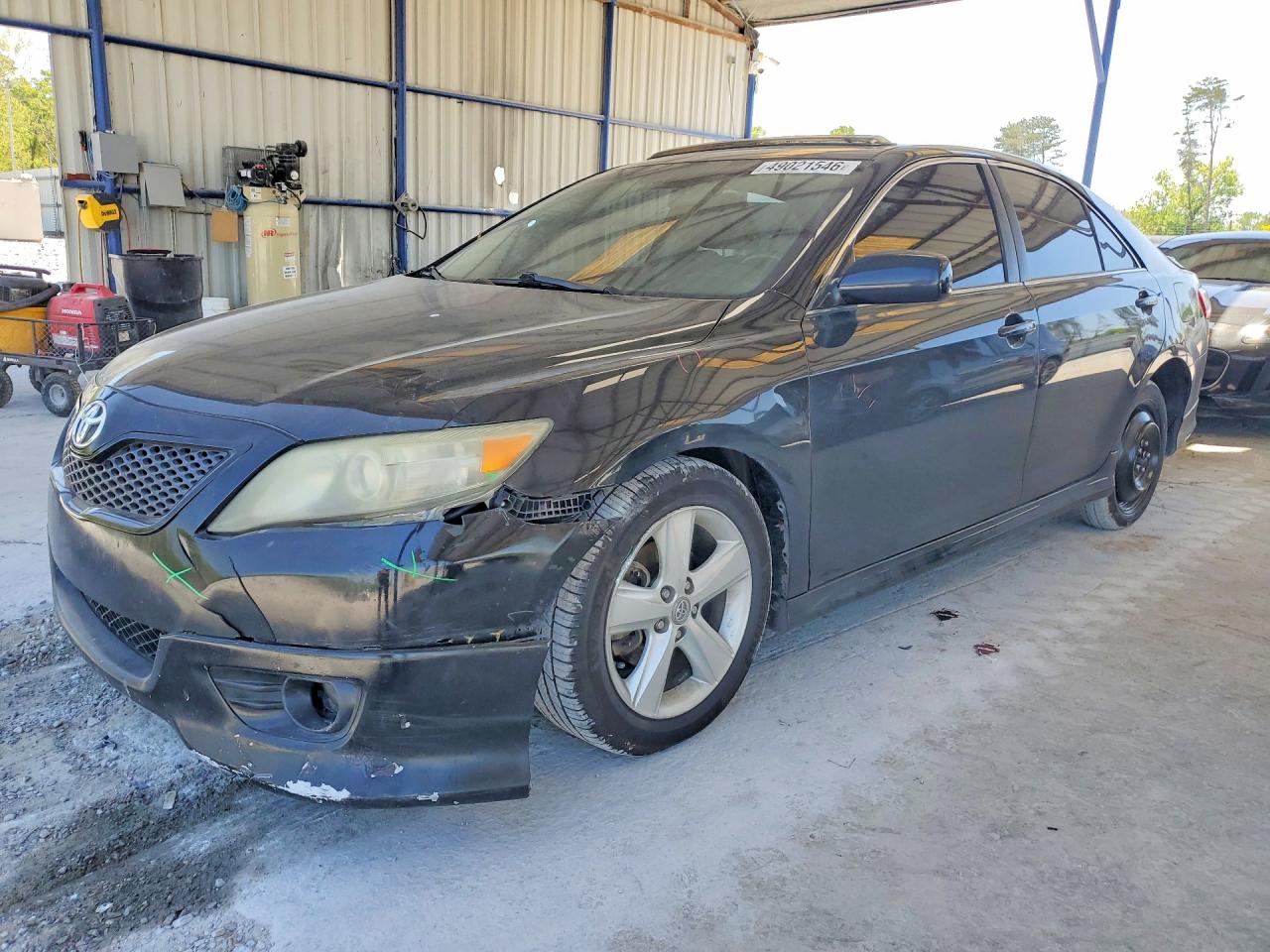 Salvage Toyota Camry Image