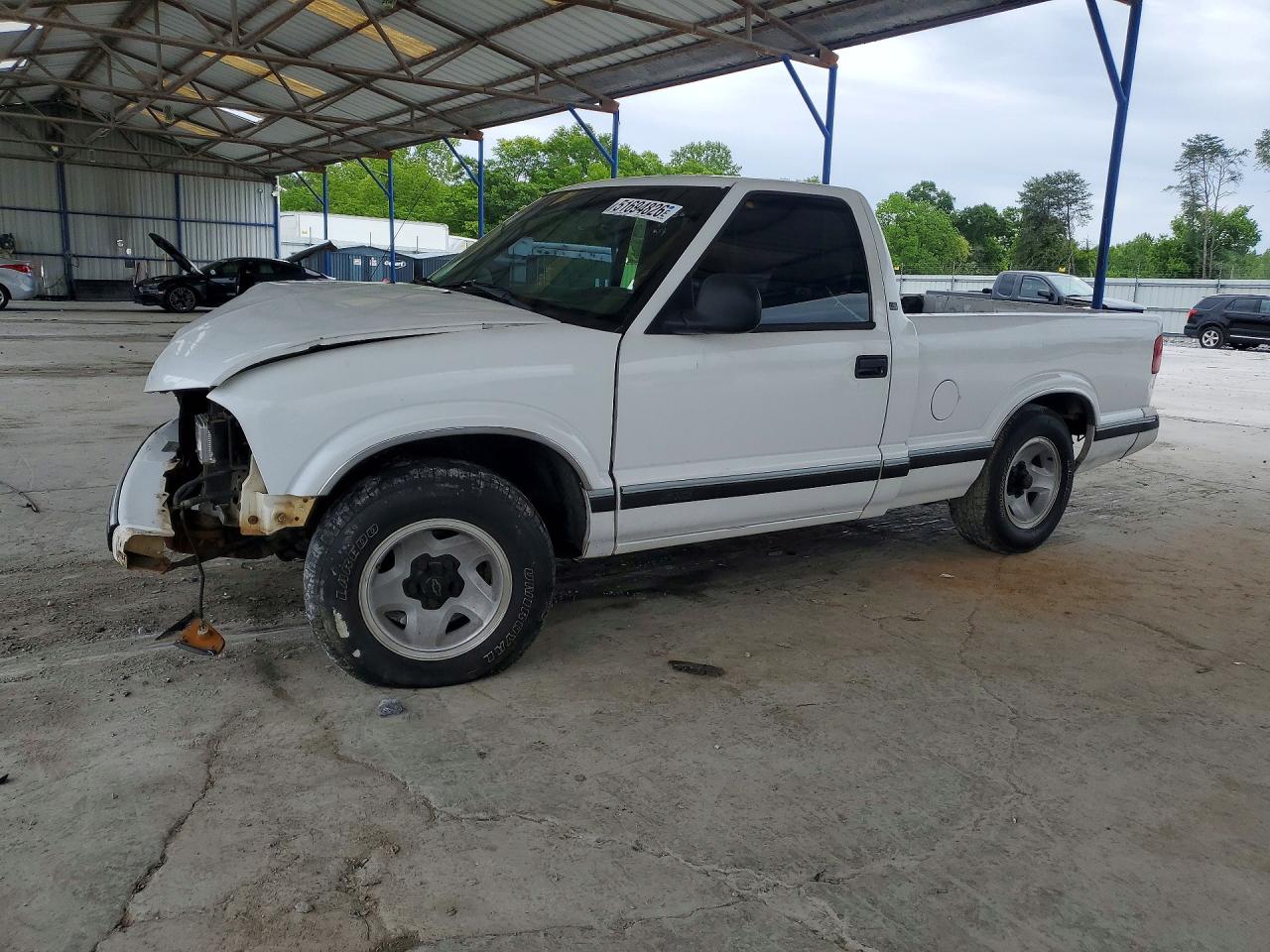 Salvage Chevrolet S-10 Image