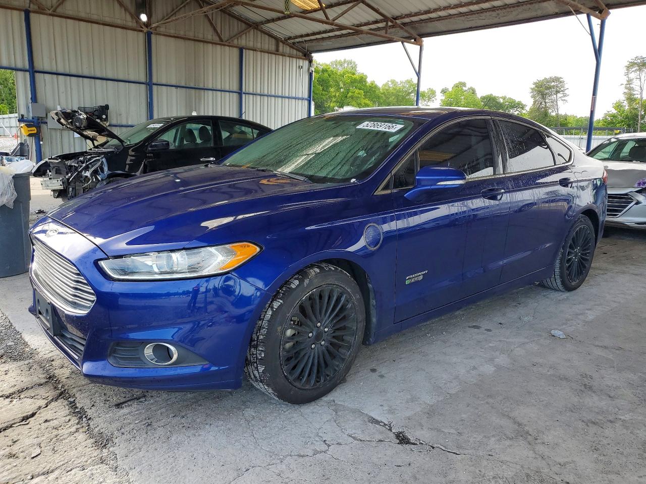 Salvage Ford Fusion Image