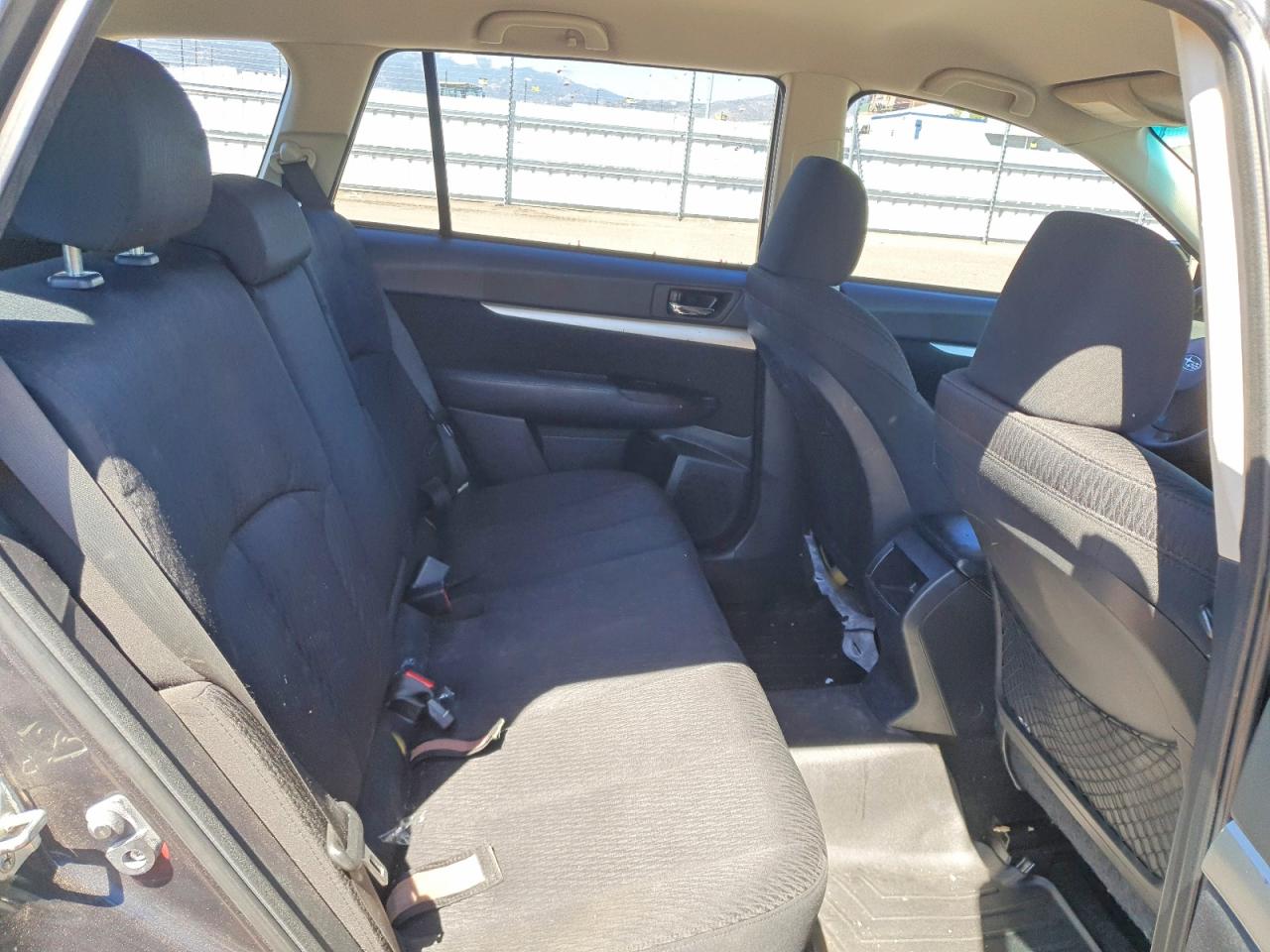 Subaru Outback 2.5i