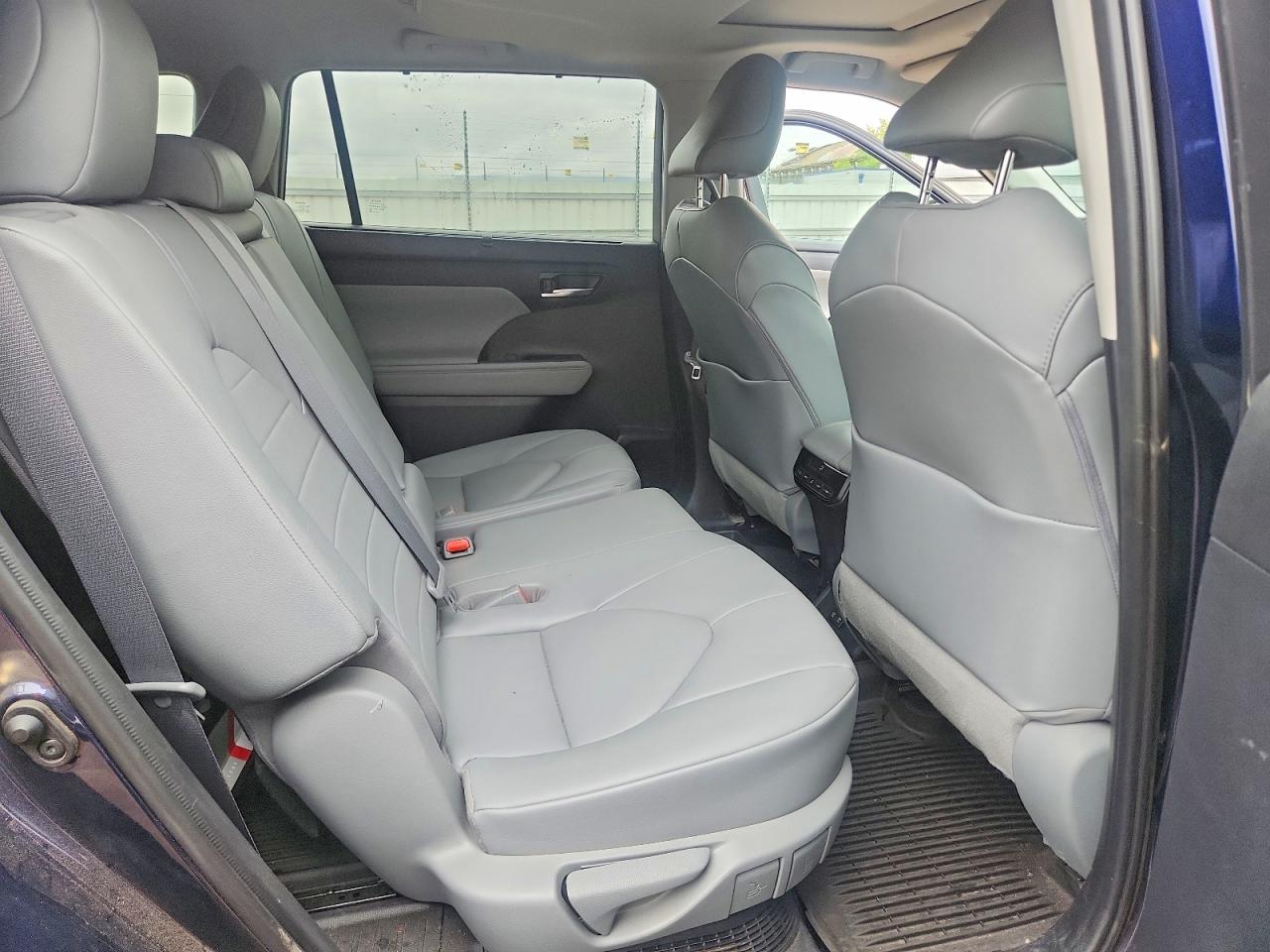 Toyota Highlander Hybrid Xle