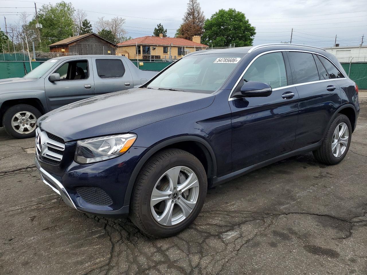 Salvage Mercedes-Benz GLC Image