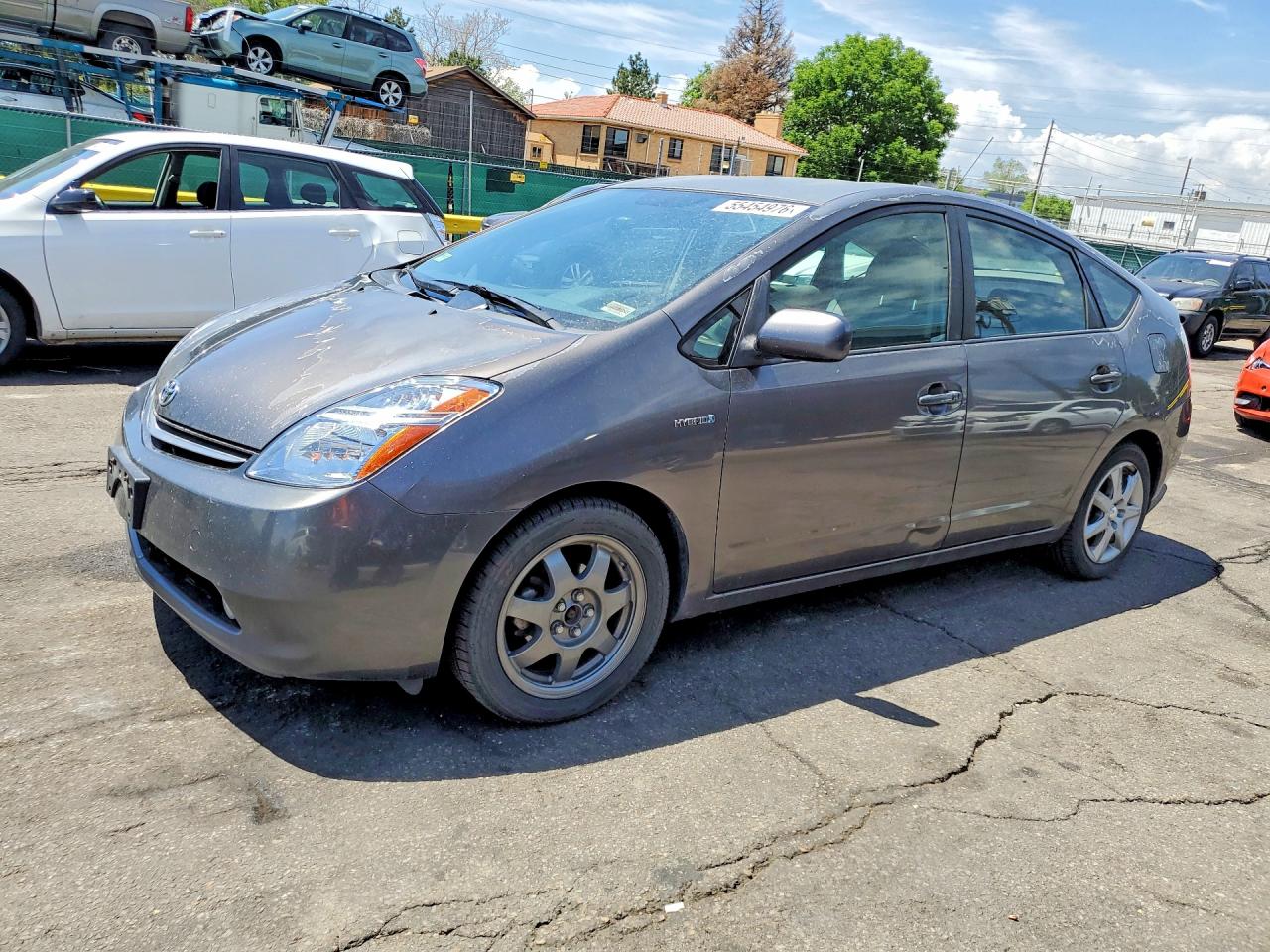 Salvage Toyota Prius Image