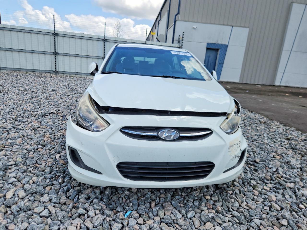 Hyundai ACCENT Gs