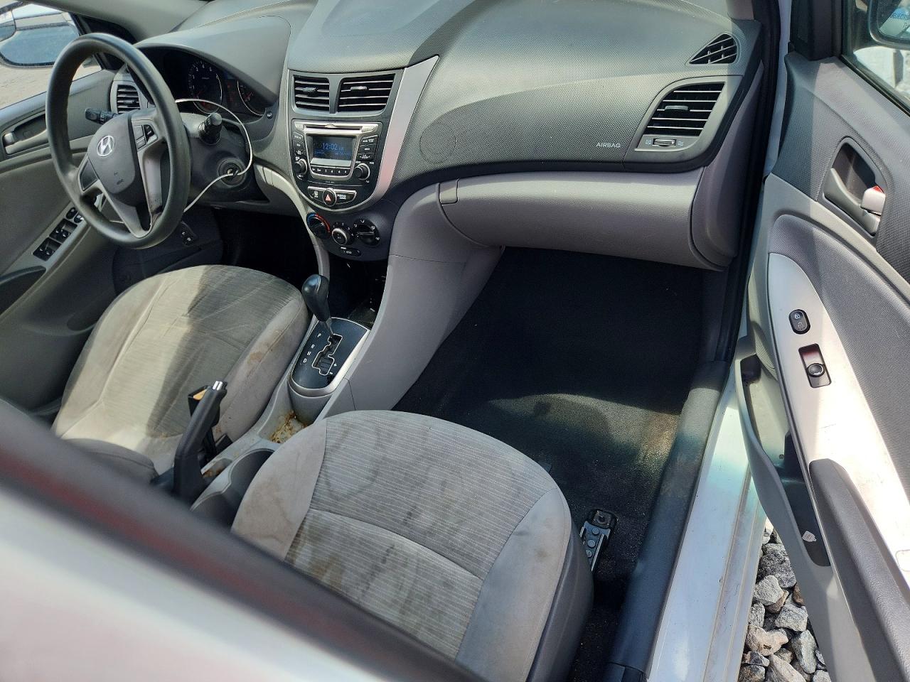 Hyundai ACCENT Gs