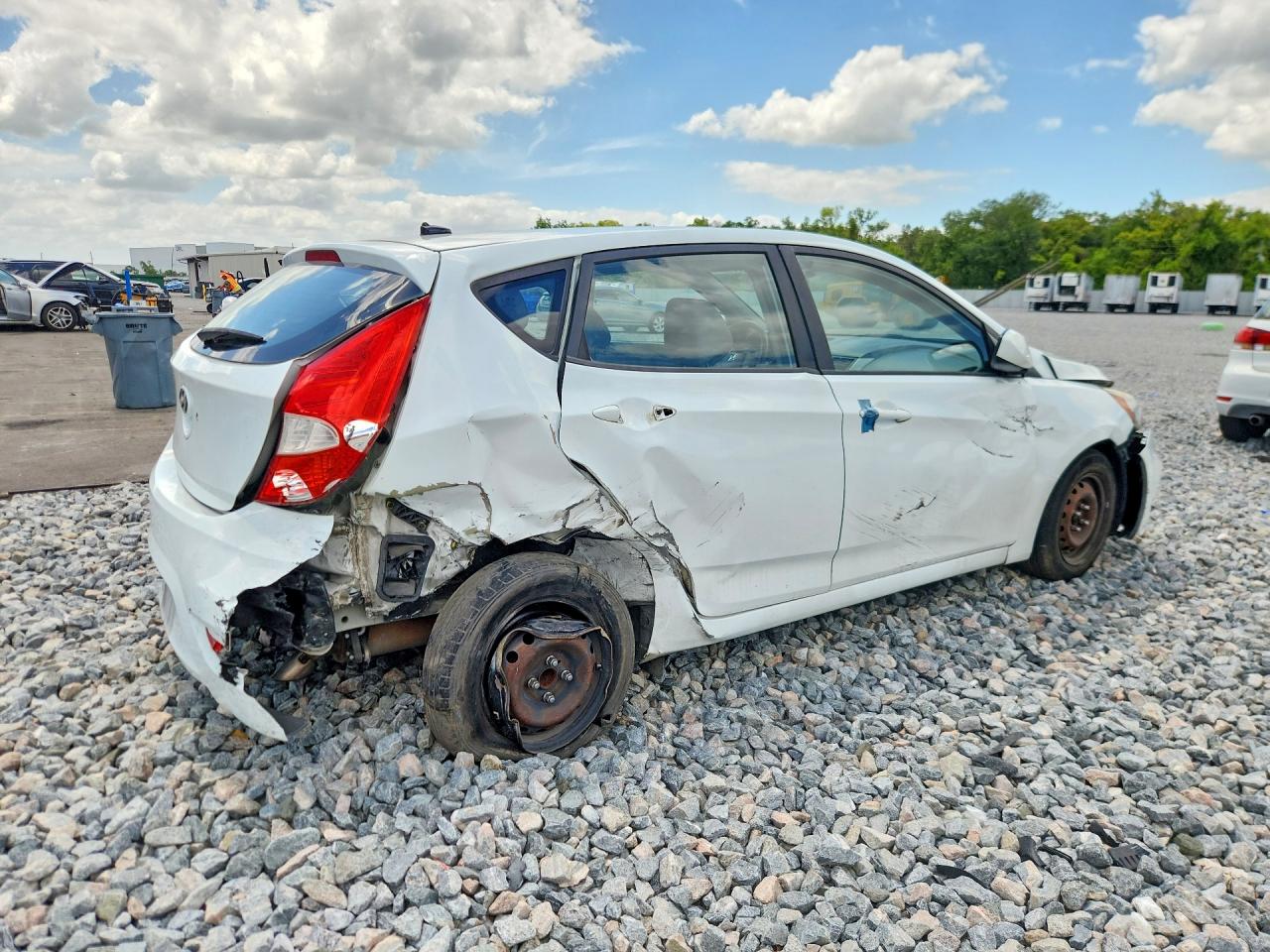 Hyundai ACCENT Gs