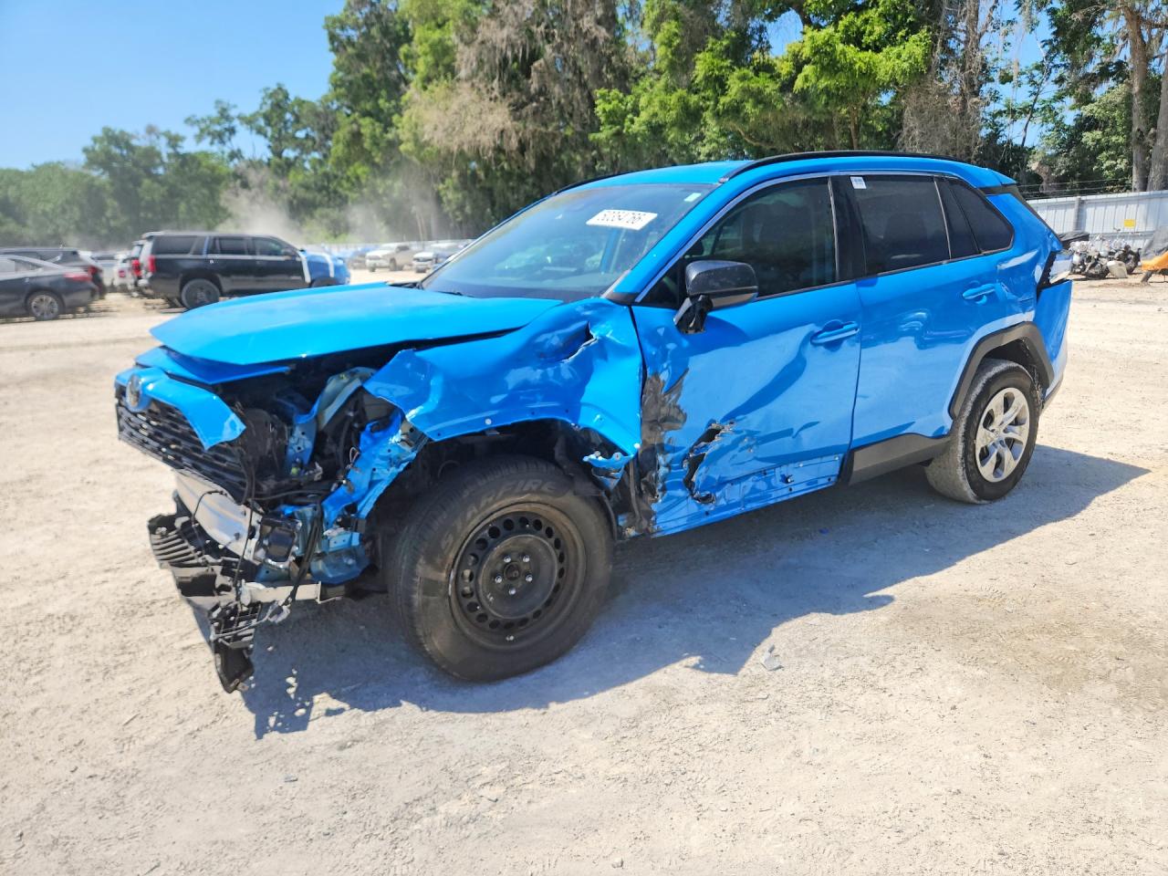 Salvage Toyota RAV4 Image
