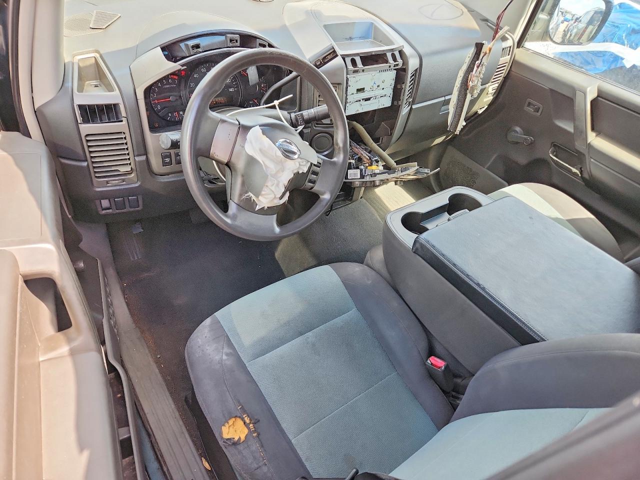 Nissan Titan Xe