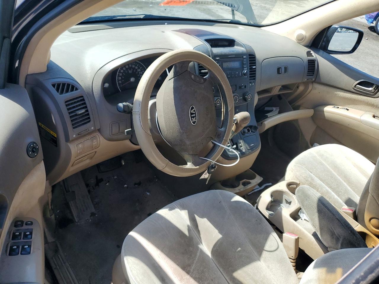 Kia Sedona Lx