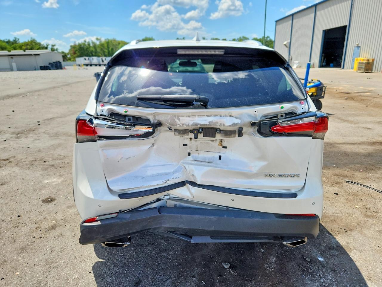 Lexus NX Base