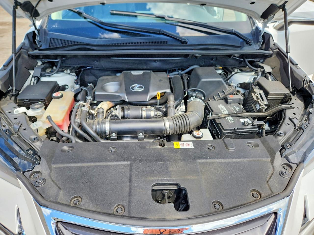 Lexus NX Base